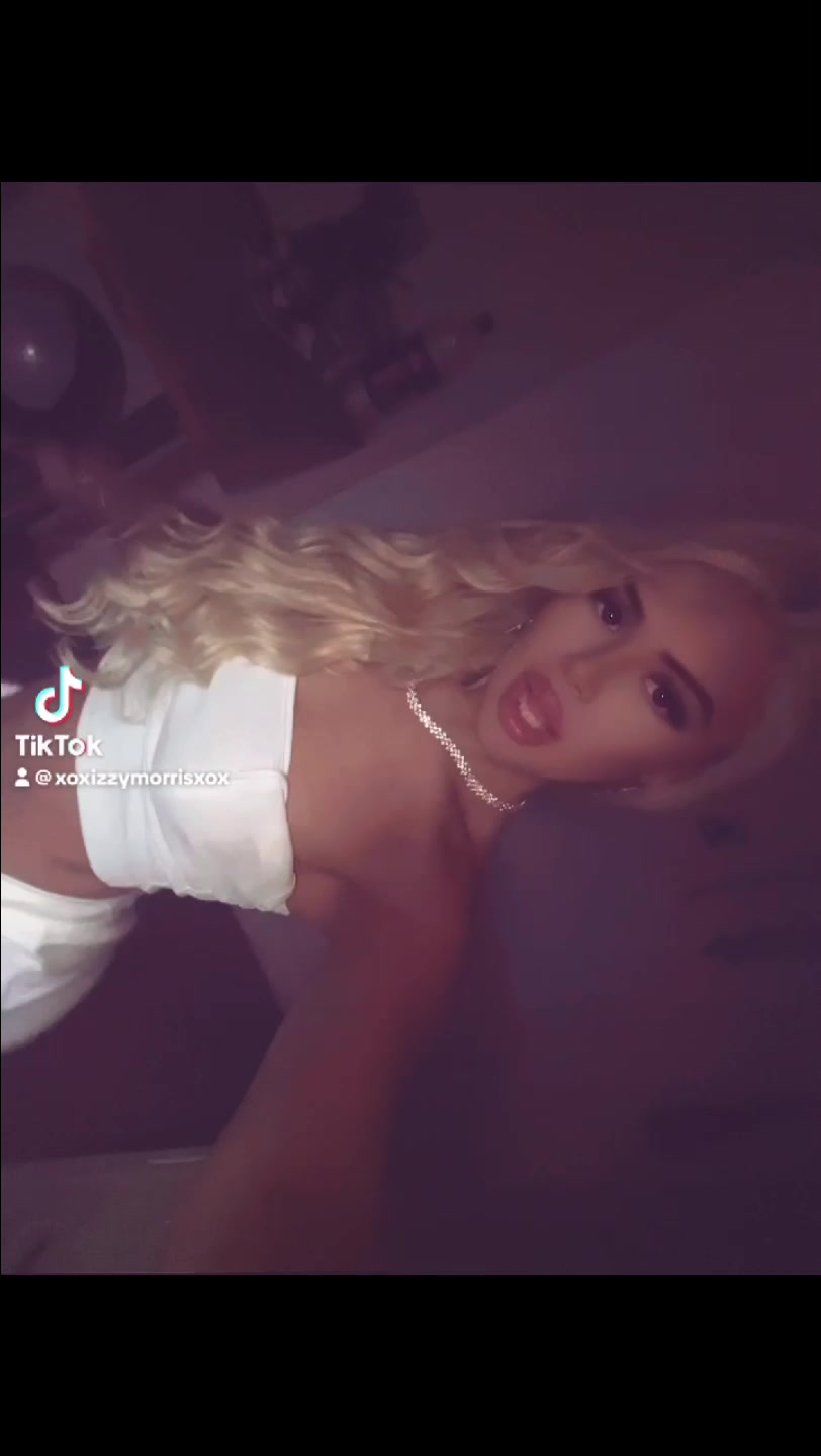 @xizzy_morris