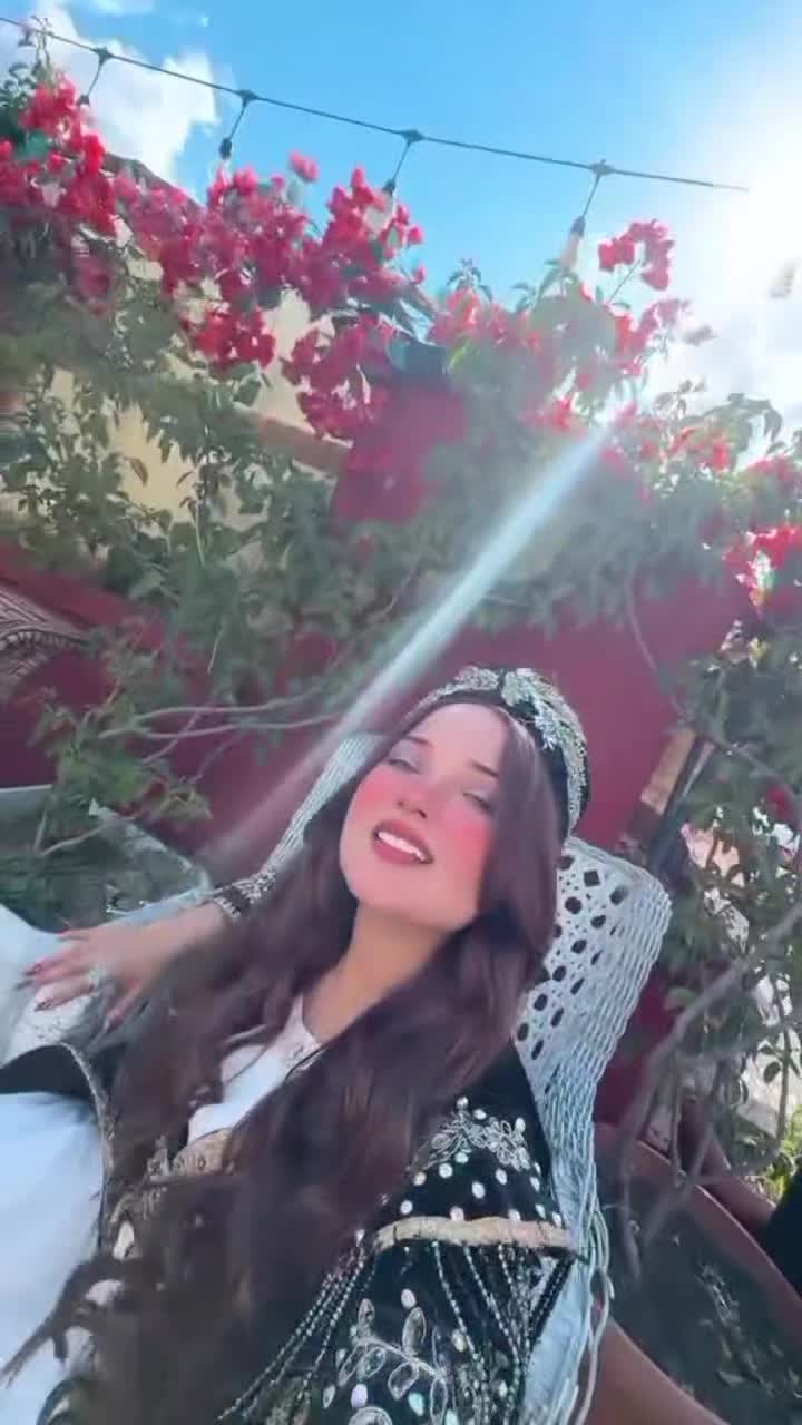 @🦋𝐁𝐞𝐬𝐭 𝐐𝐮𝐞𝐞𝐧🦋