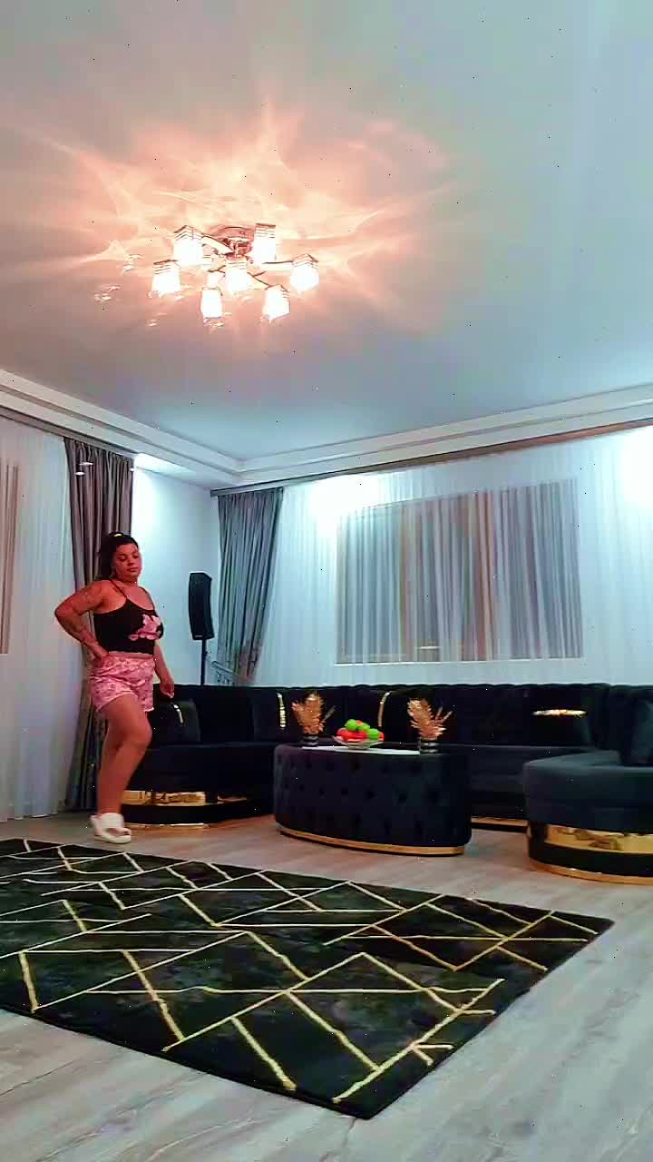 @Tina Antonia