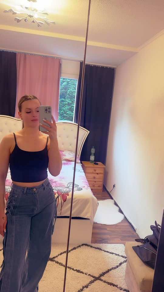 @Cristina Sebezan
