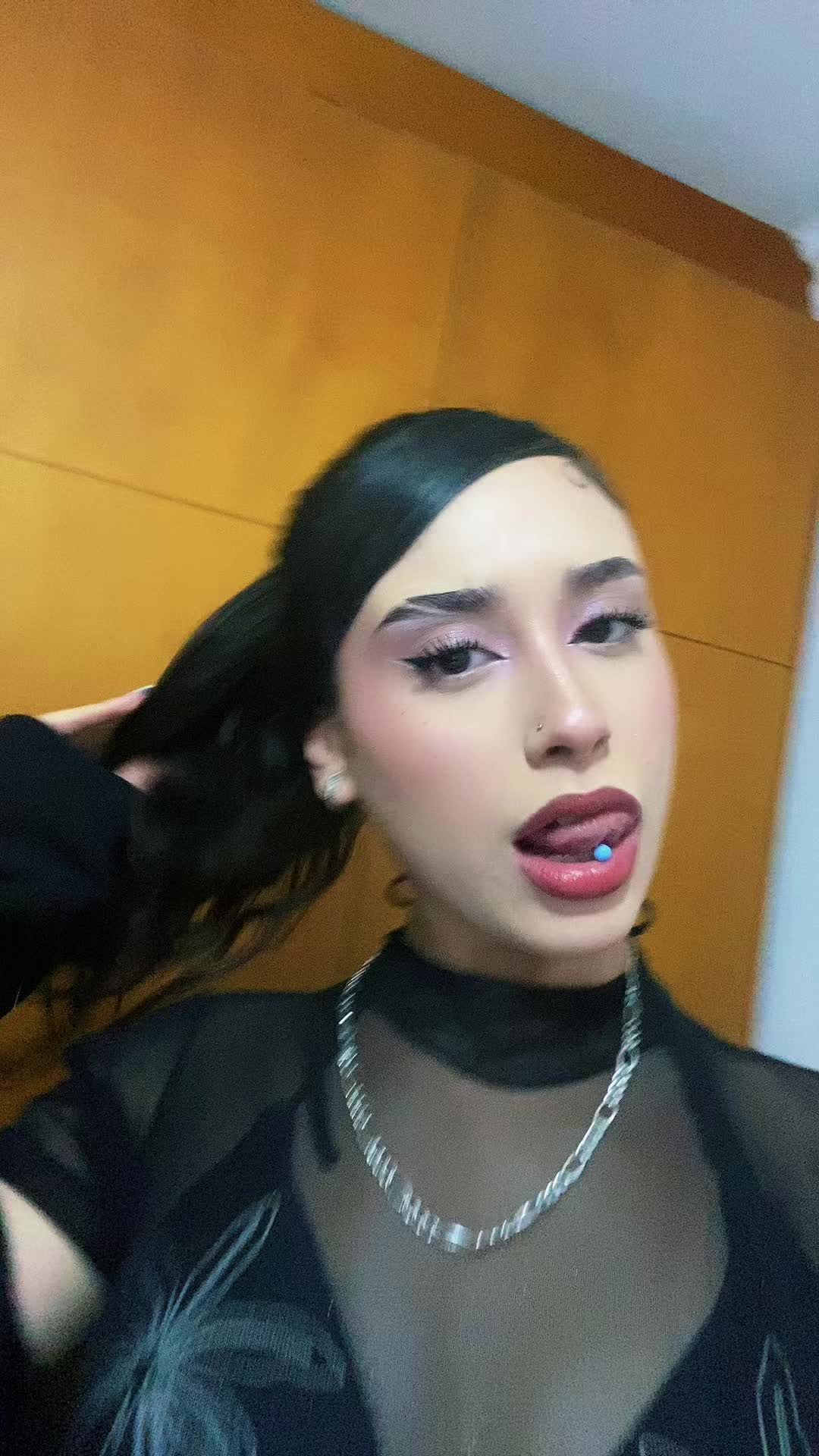 @valeria_🪬