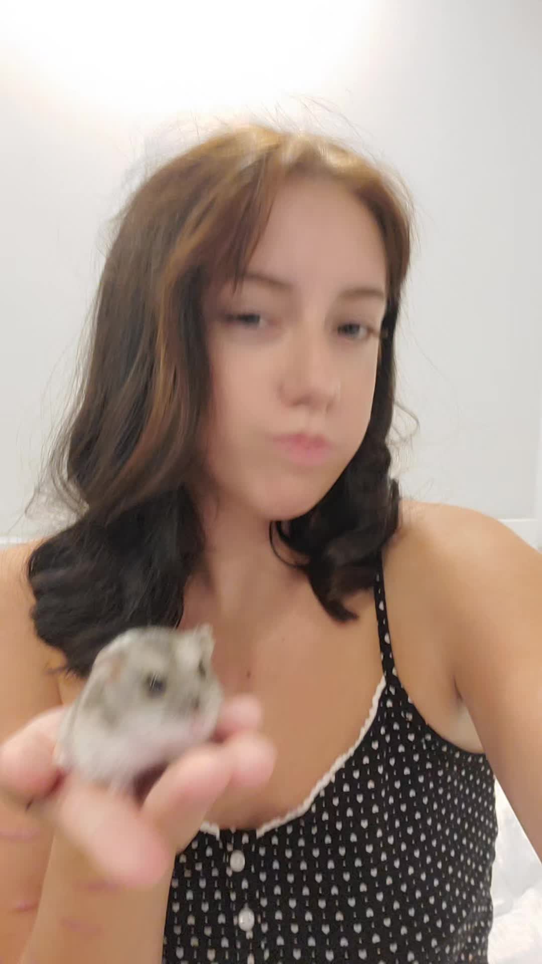 @Mellymay18