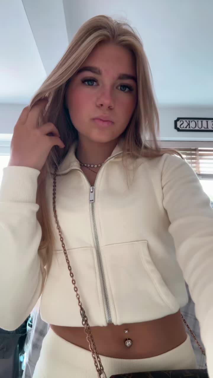 @𝓜𝓲𝓪 𝓵𝓾𝓬𝓴🍒🐆