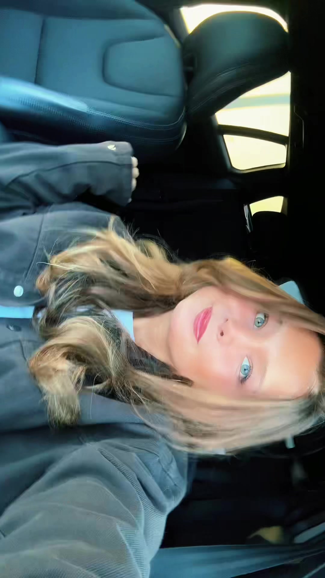 @Emma Thol&eacute;n