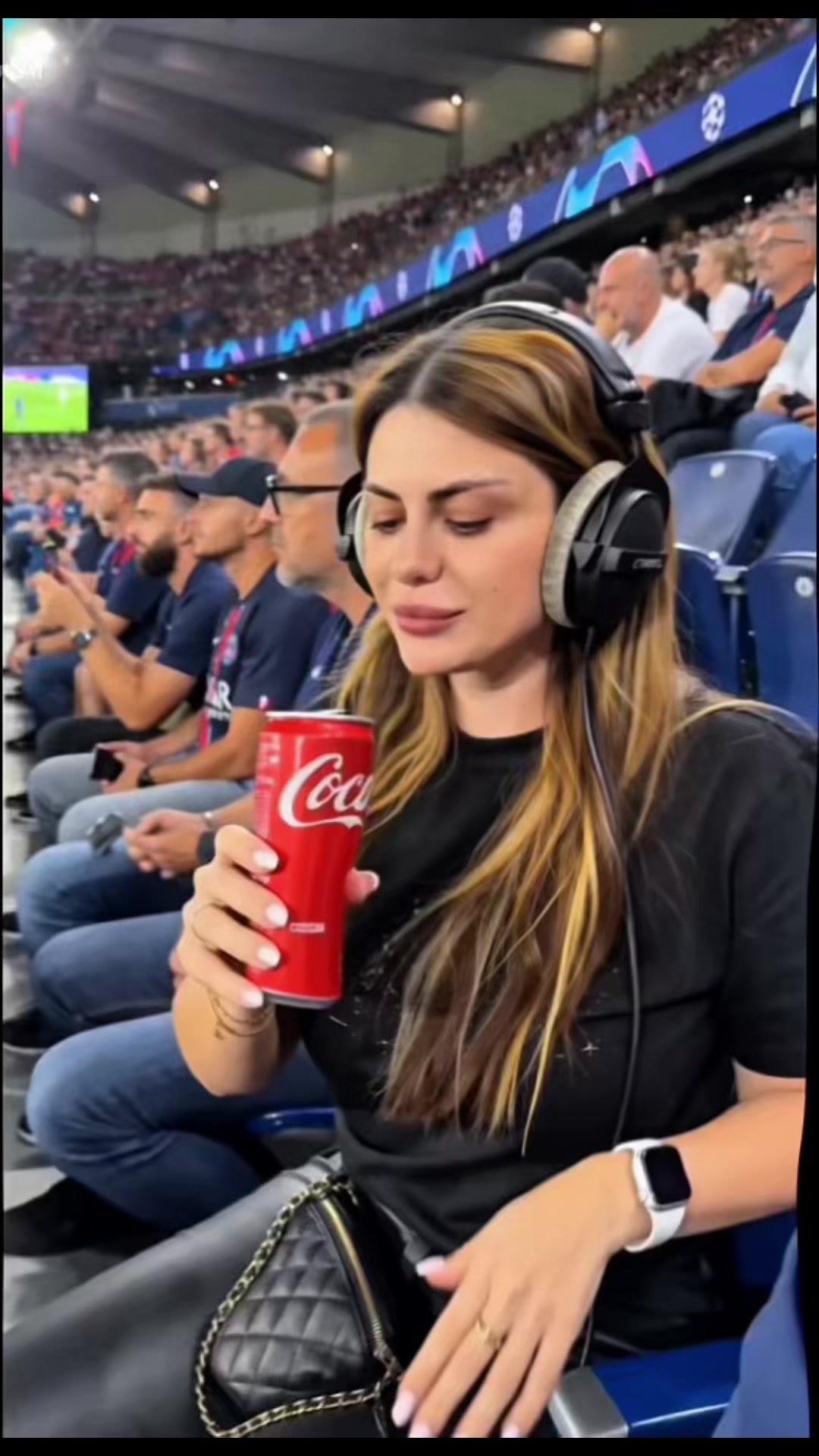 @Naira Seyidova