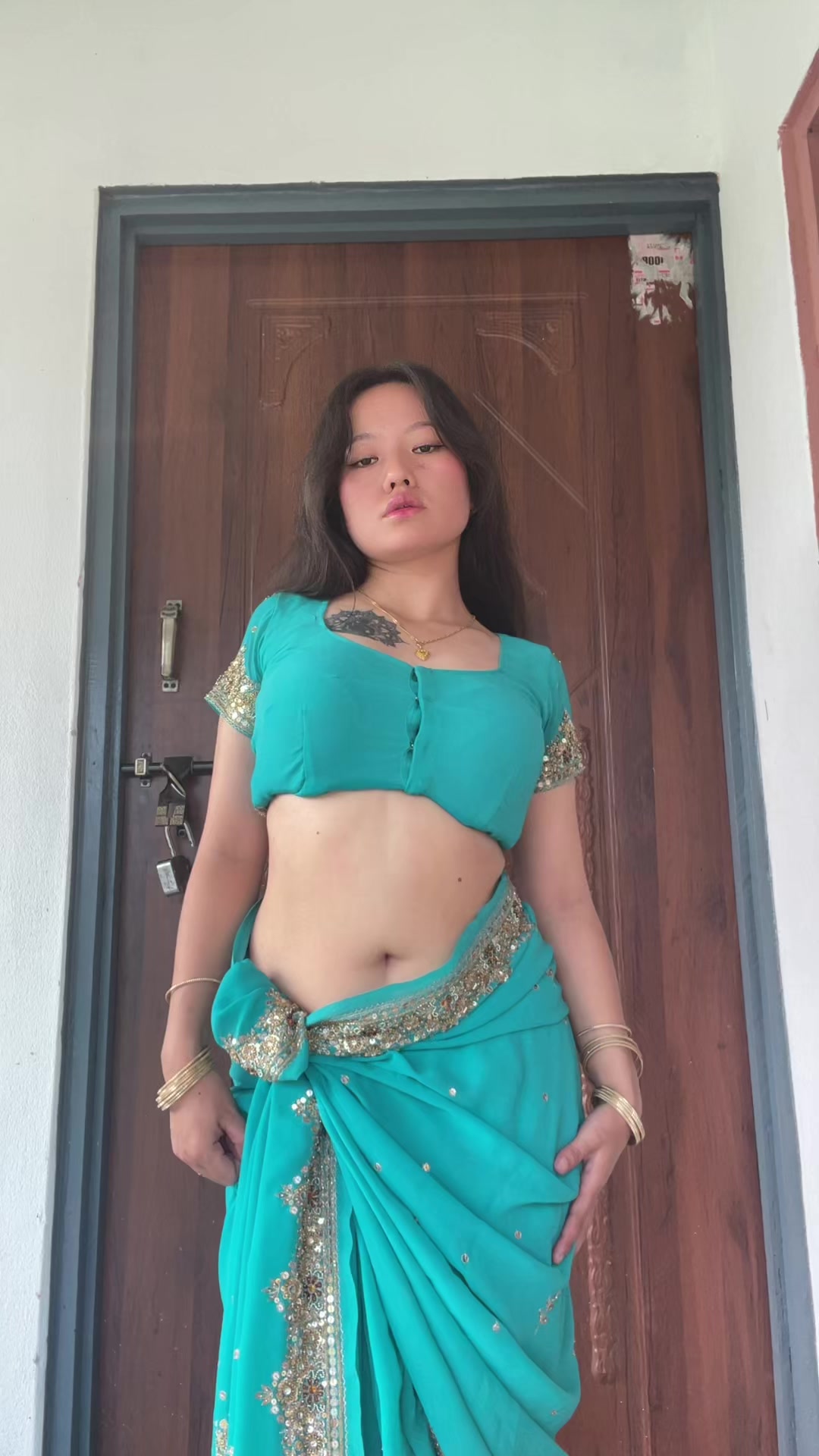 @timrovauju