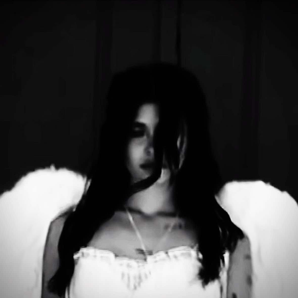 @⋆.˚✮Pandora✮˚.⋆