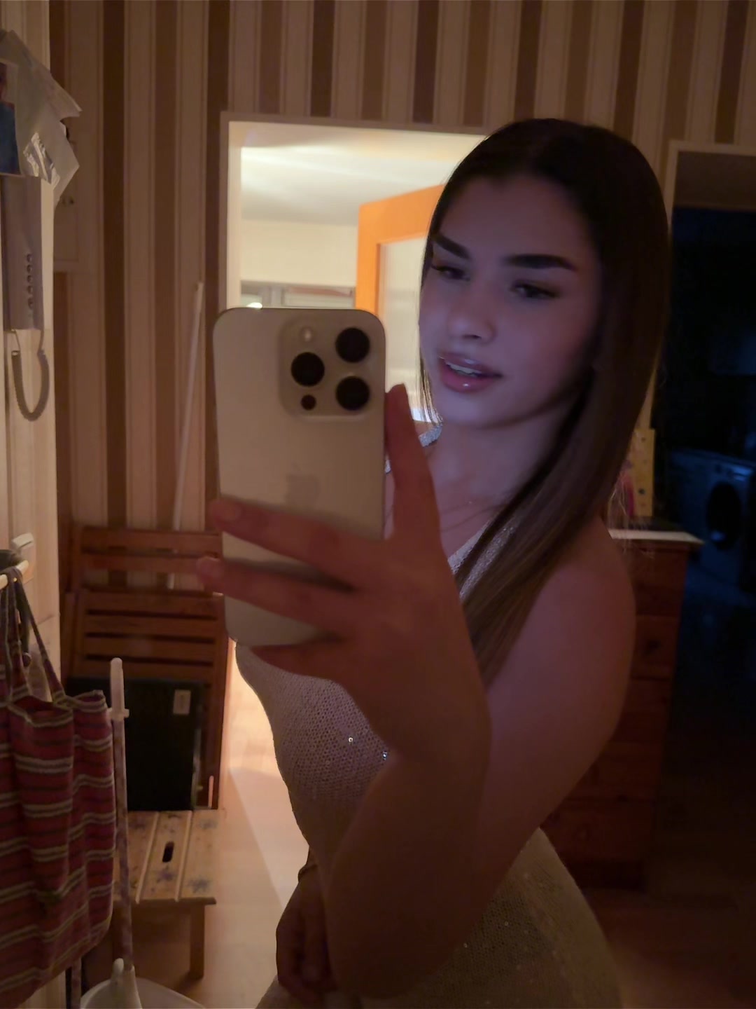 @A N N A