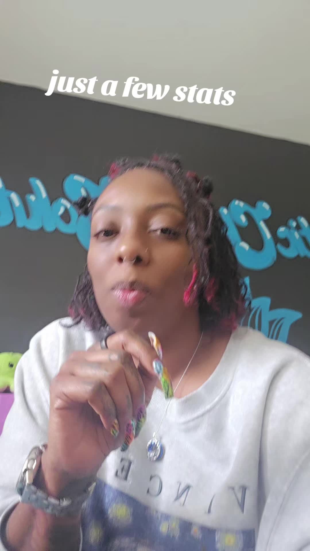 @hoodhippietherapist