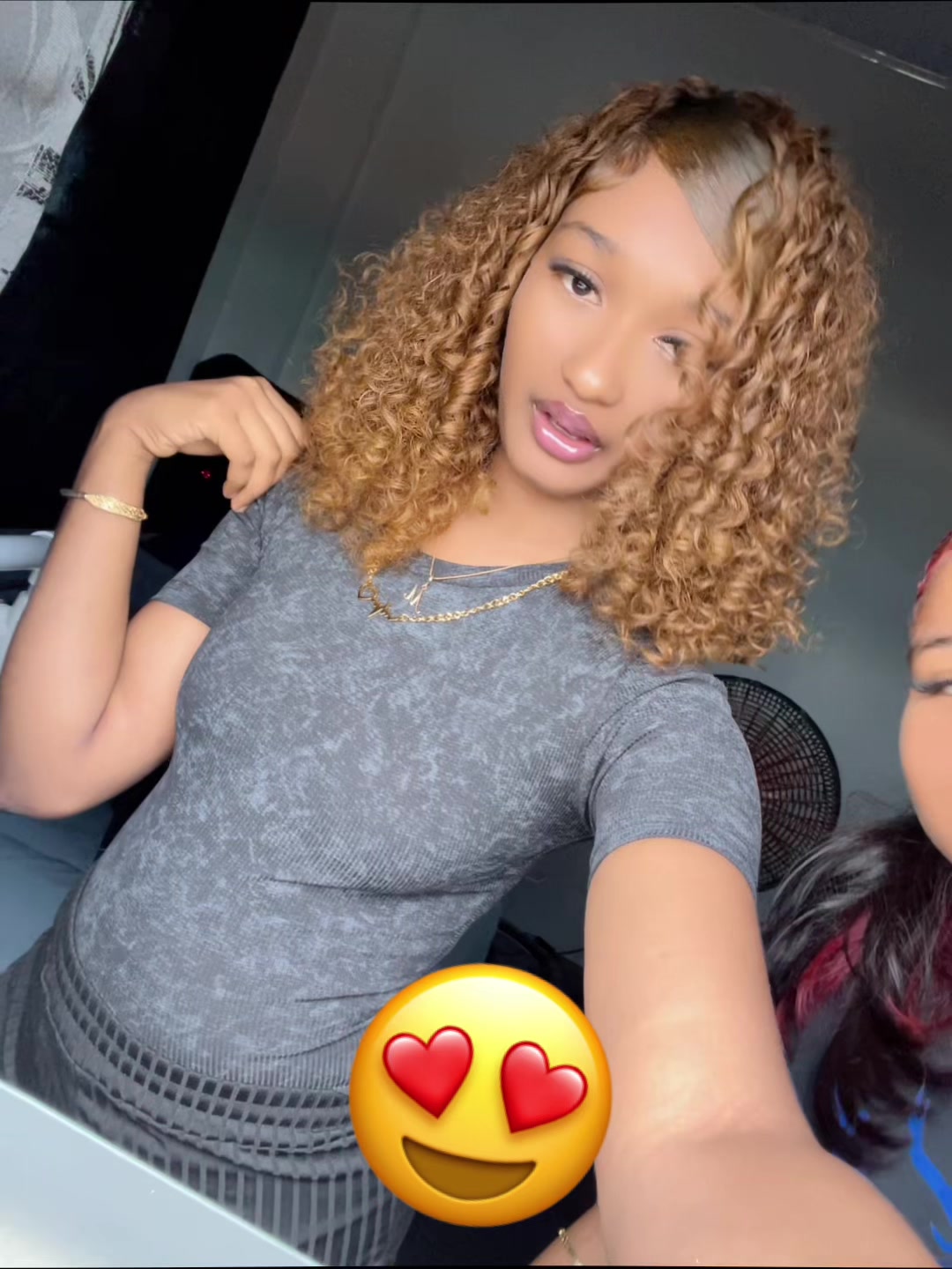 @Tessi😻