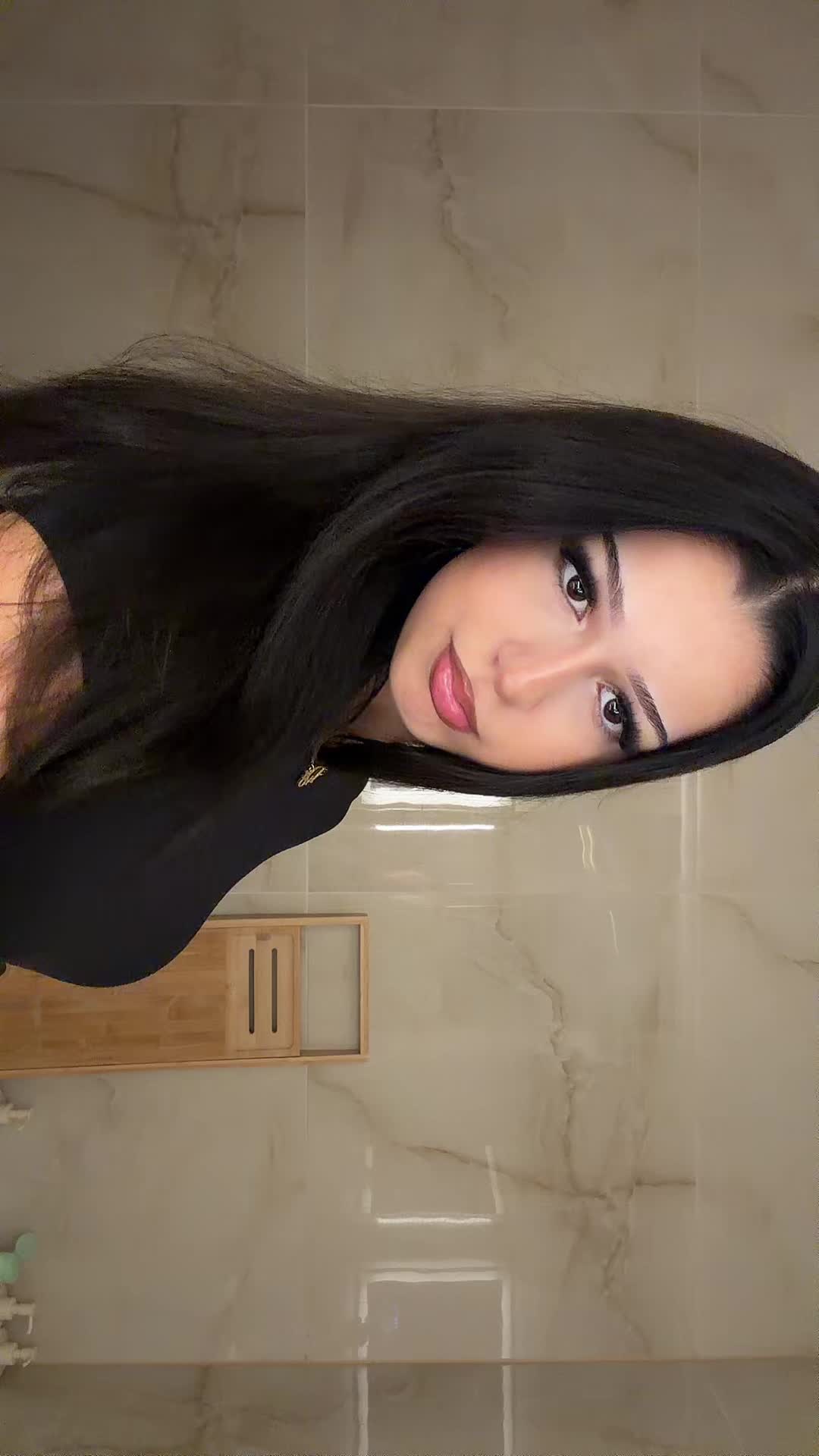@๐‘๐งโ๏ธ