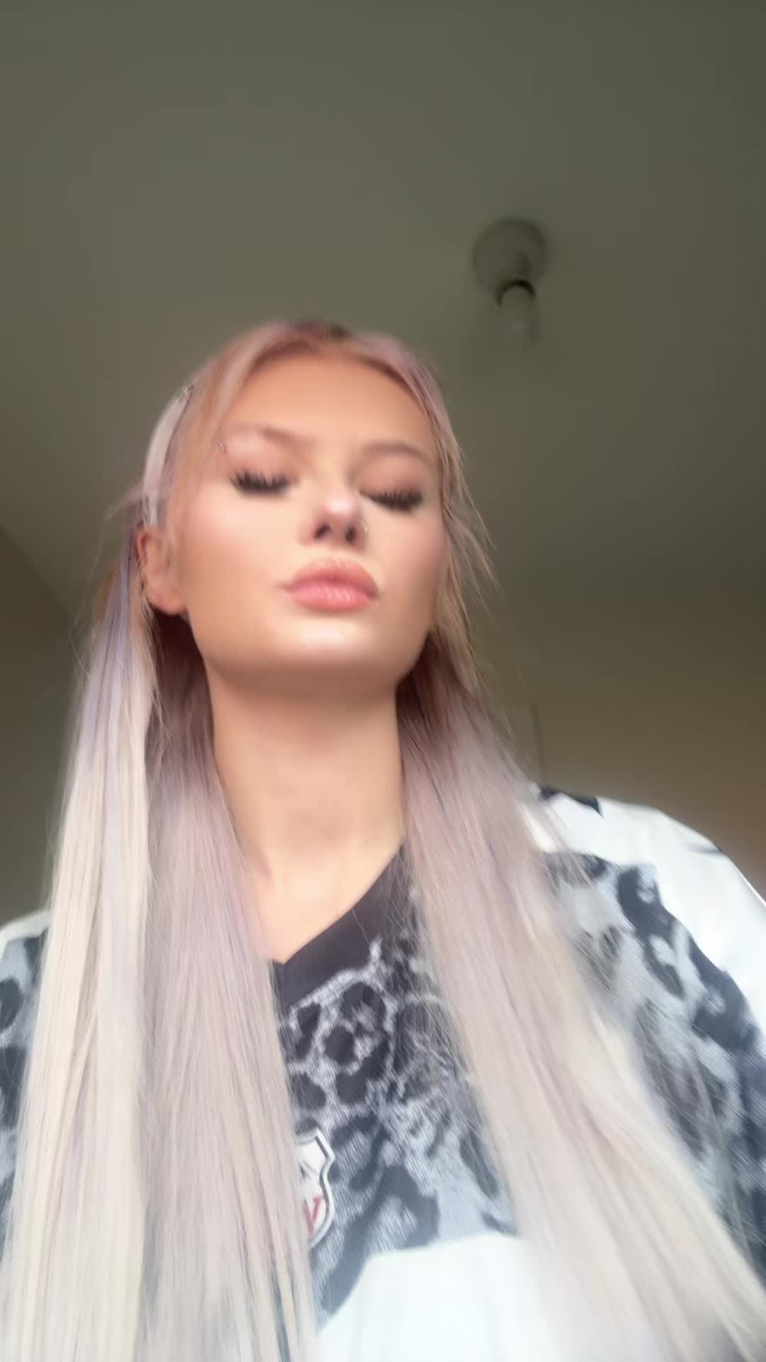 @Sophie Anna ⛓️