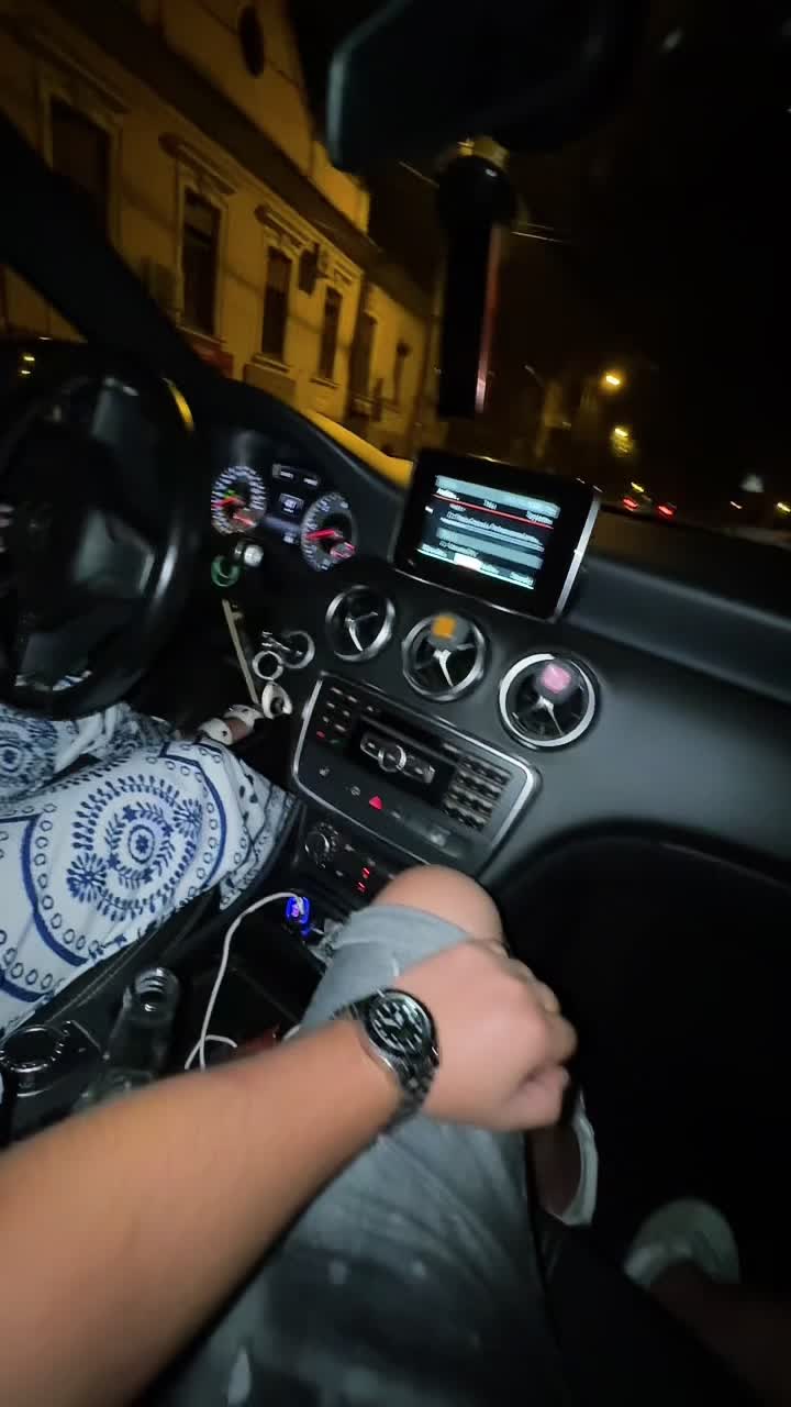 @Clau Tuș