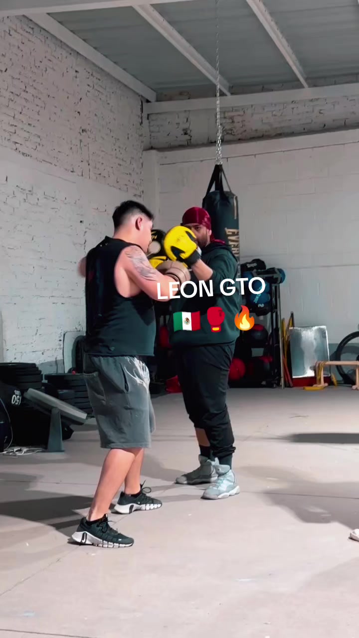 @Coach Jonathan Tapia Box
