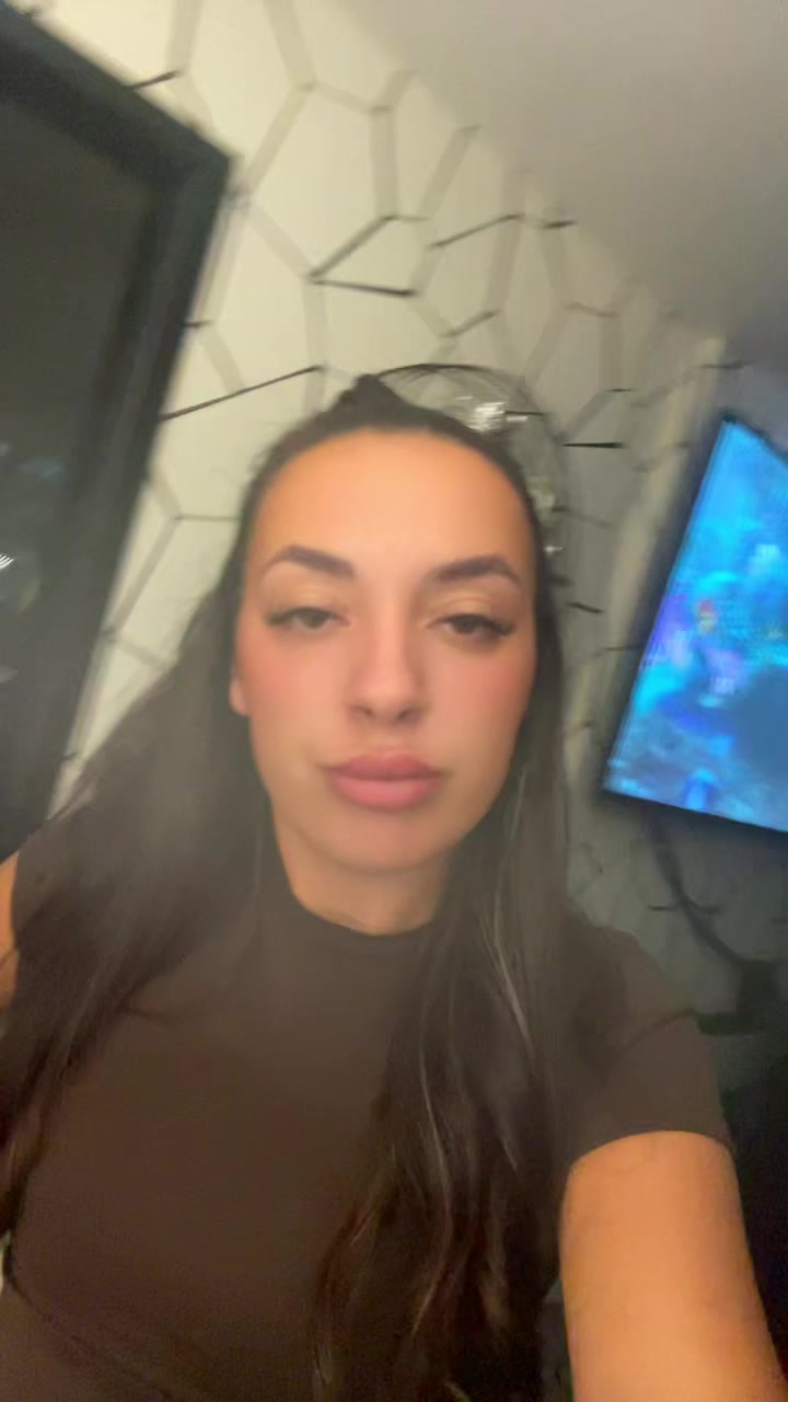 @Shauna21🏴🇯🇲