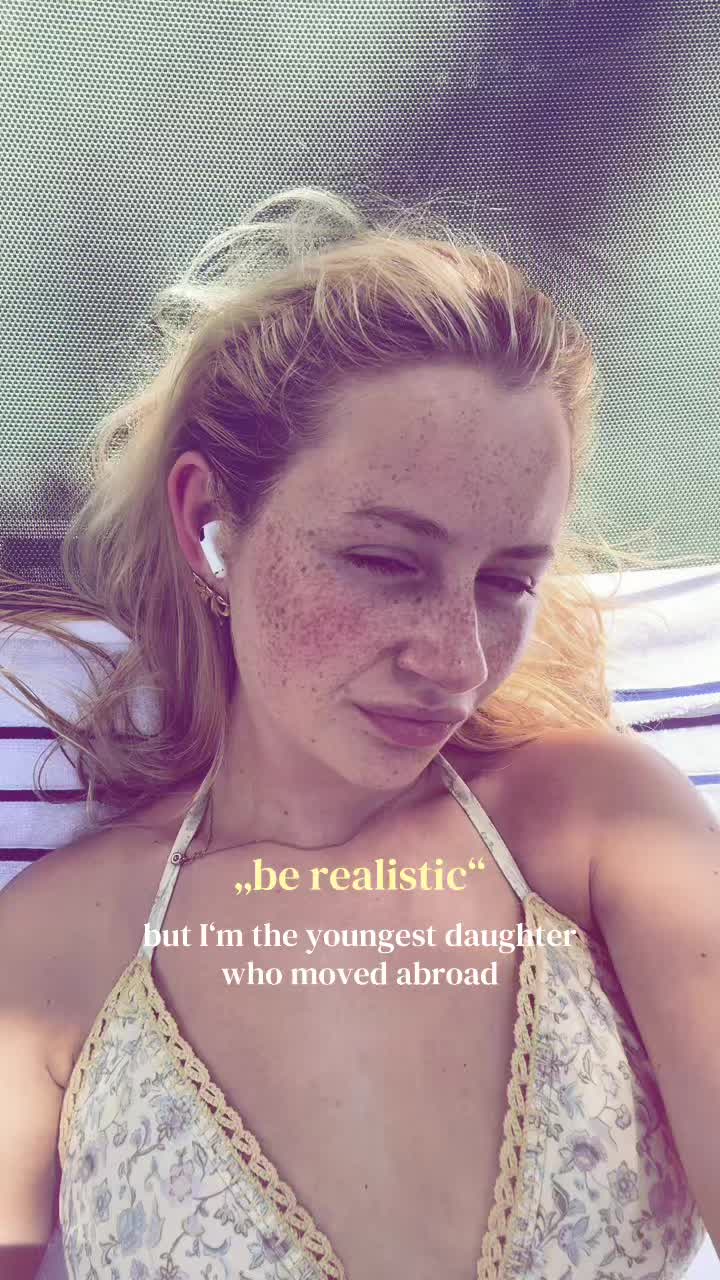 @leaschoeberl