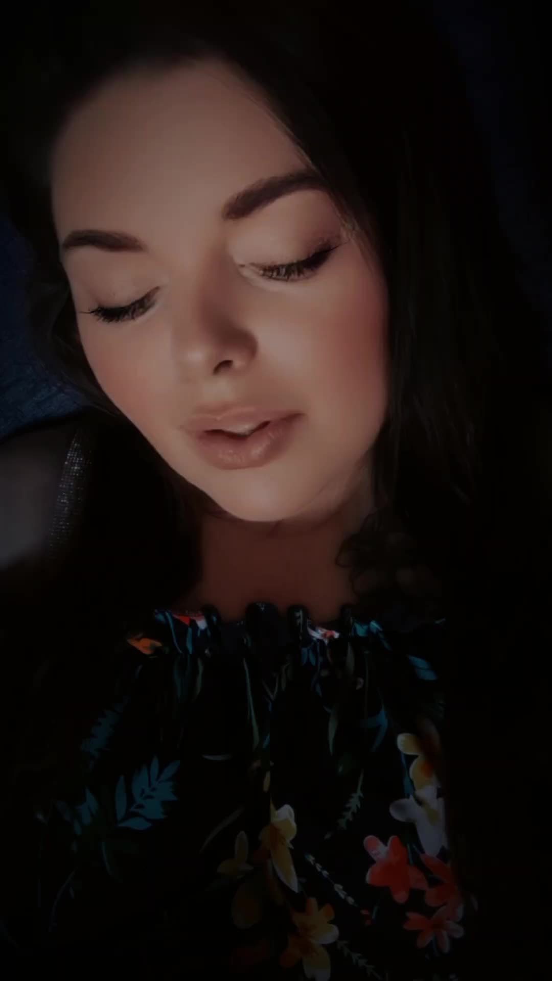 @🍒𝒮𝒽𝒶𝓃𝒶 ~𝓁o𝓊𝒾𝓈𝑒🍒
