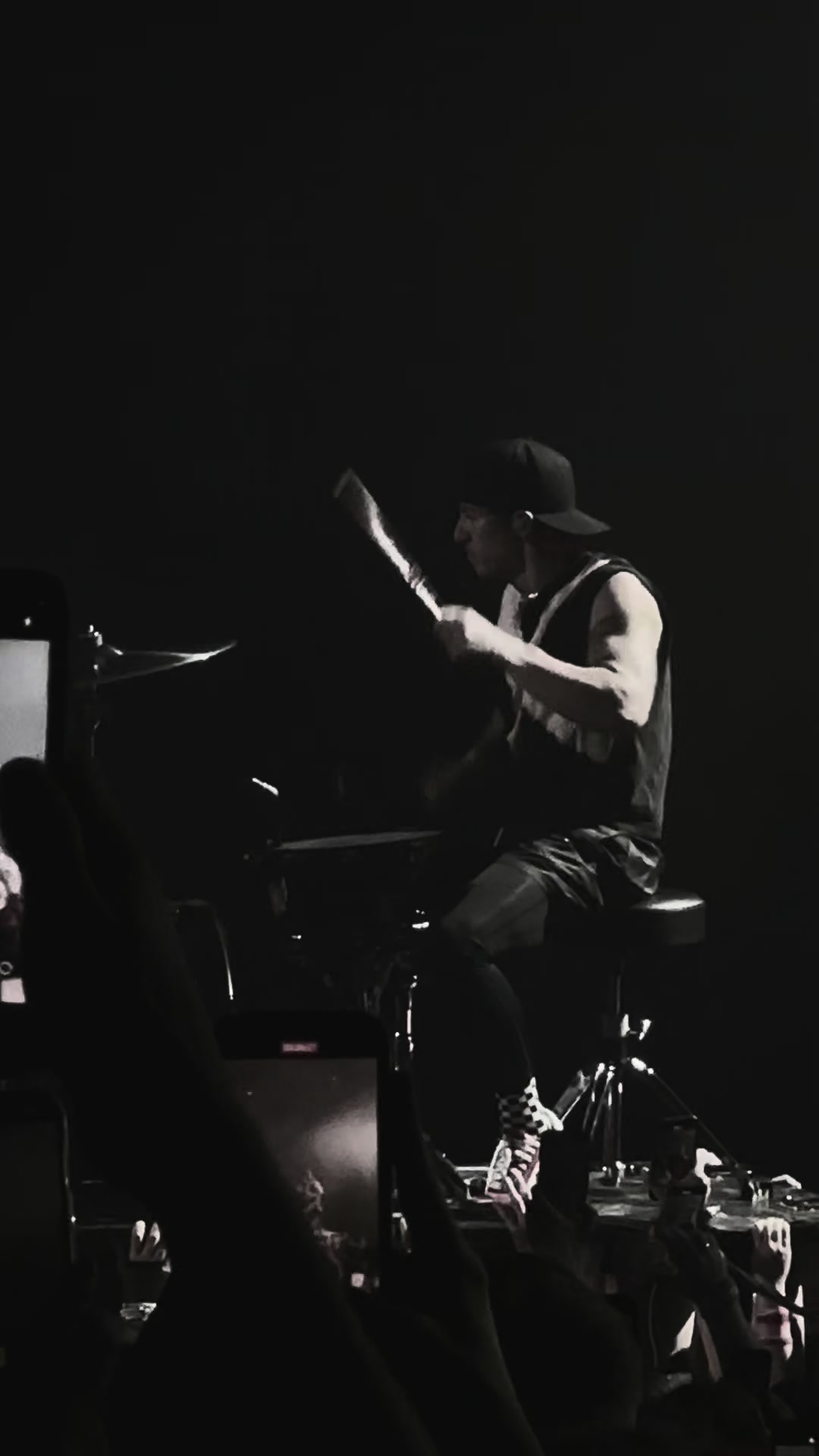 @Carly Farquhar |-/