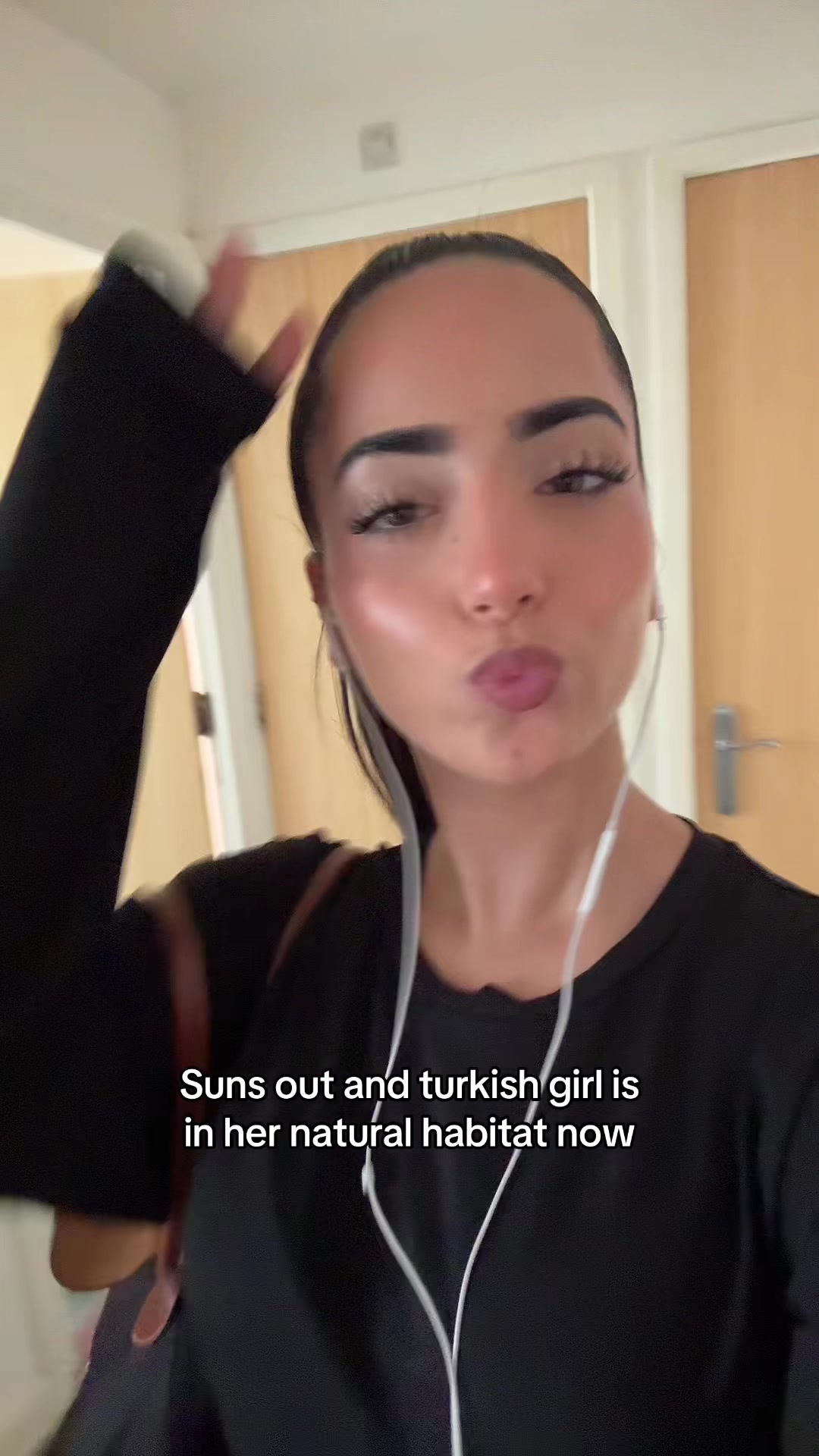 @Esra