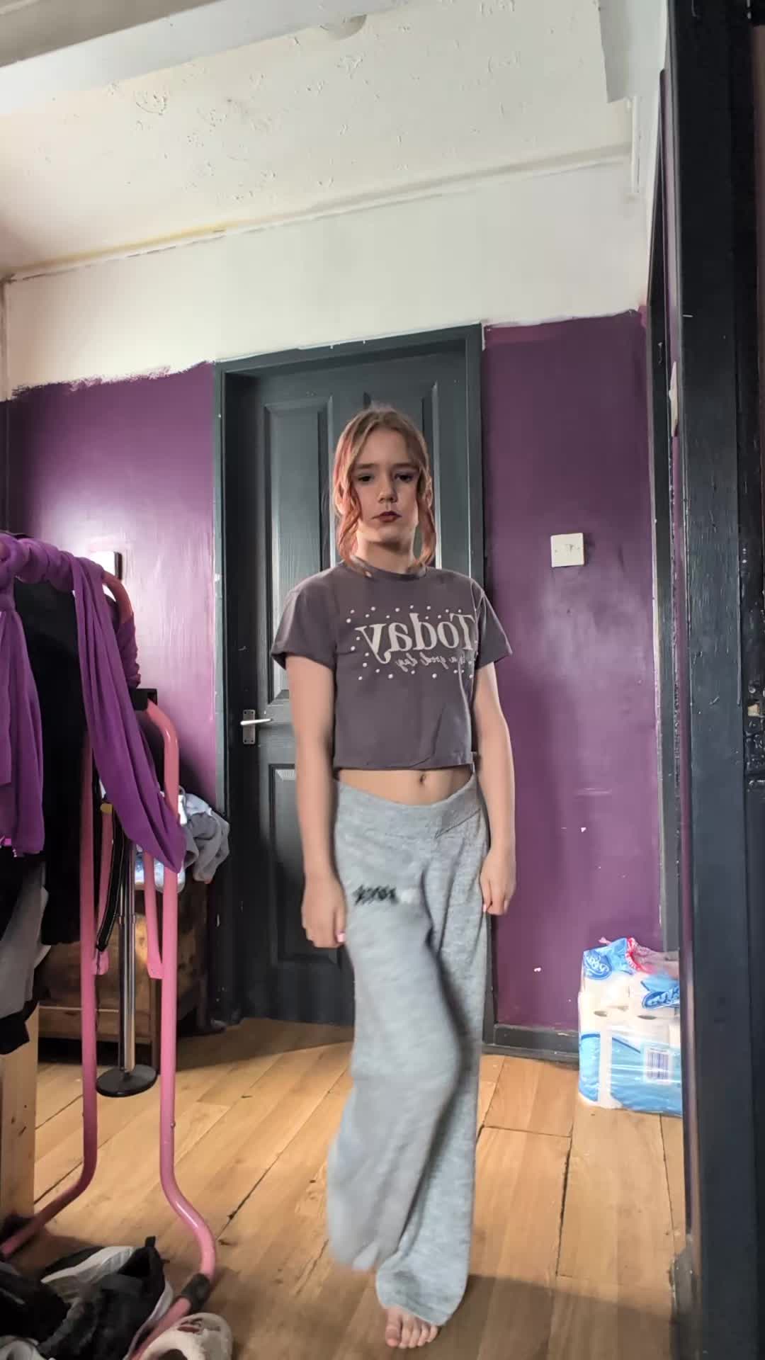 @Clair_Foster