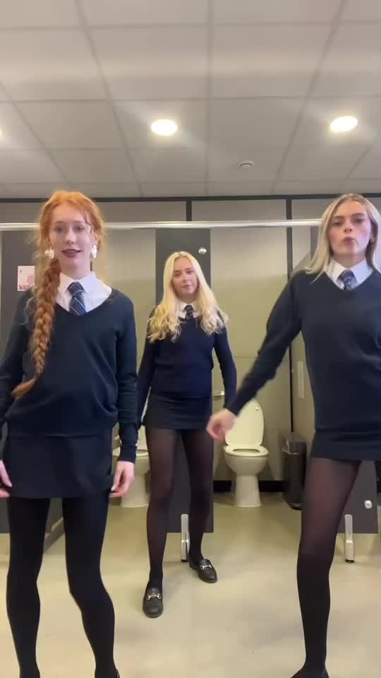 @niceuniforms