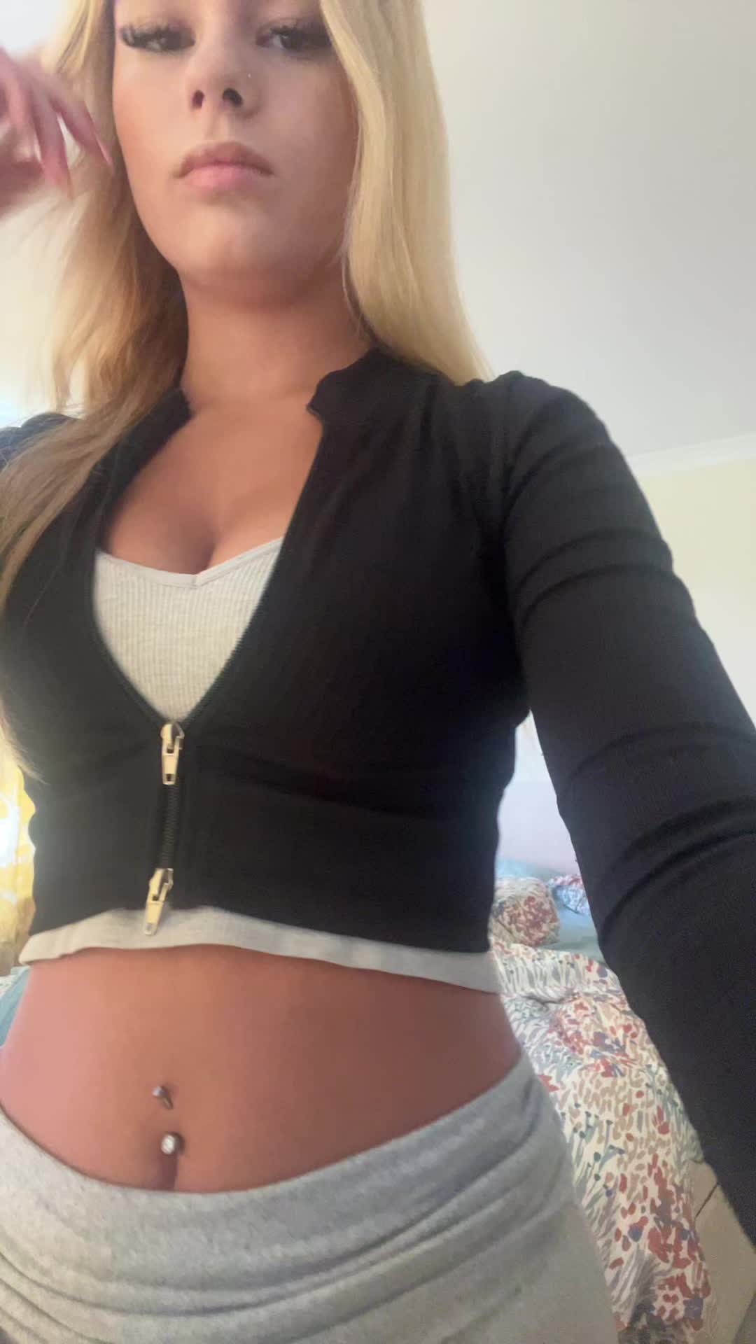 @t1lly_x0