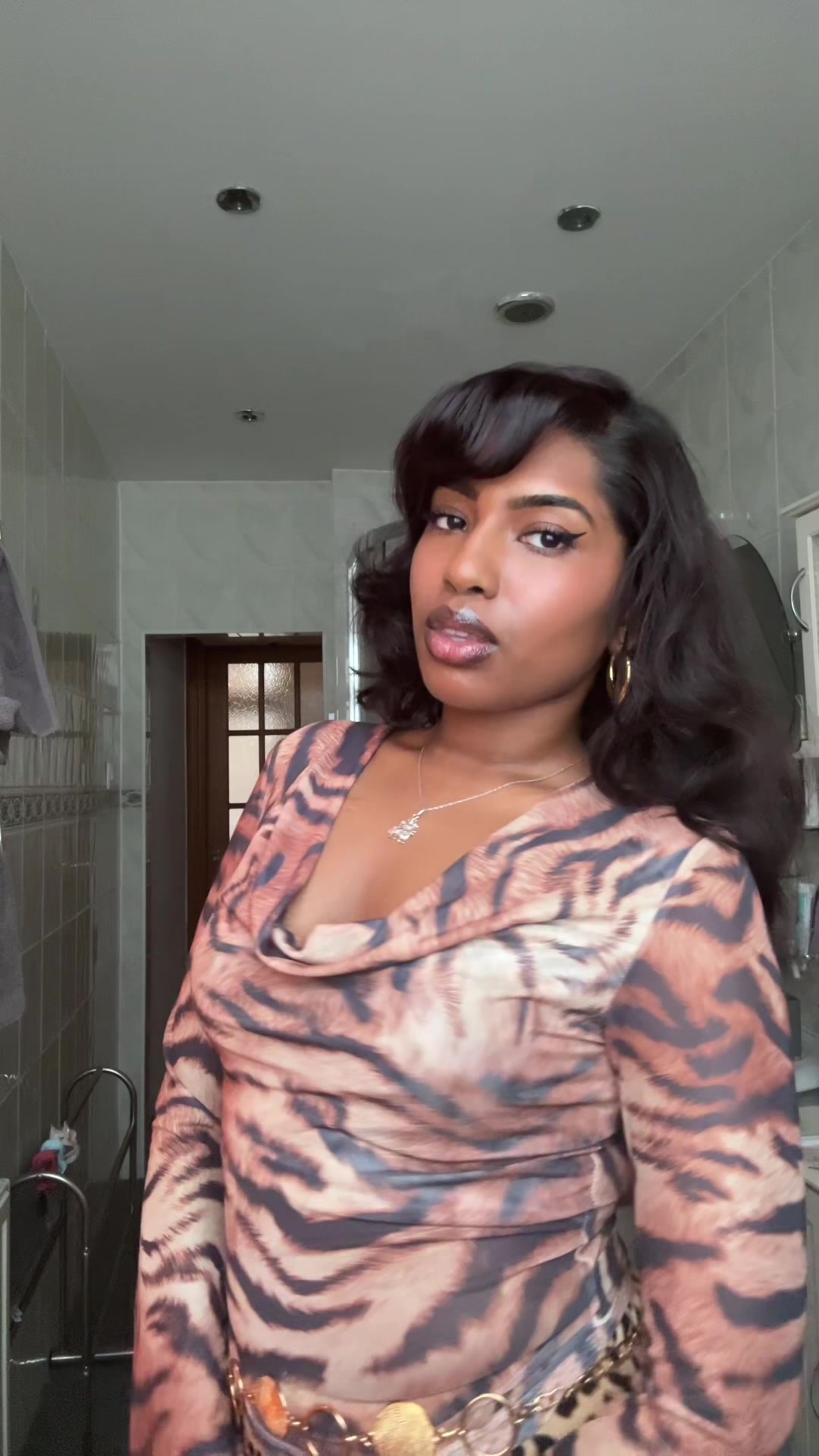 @anaiz