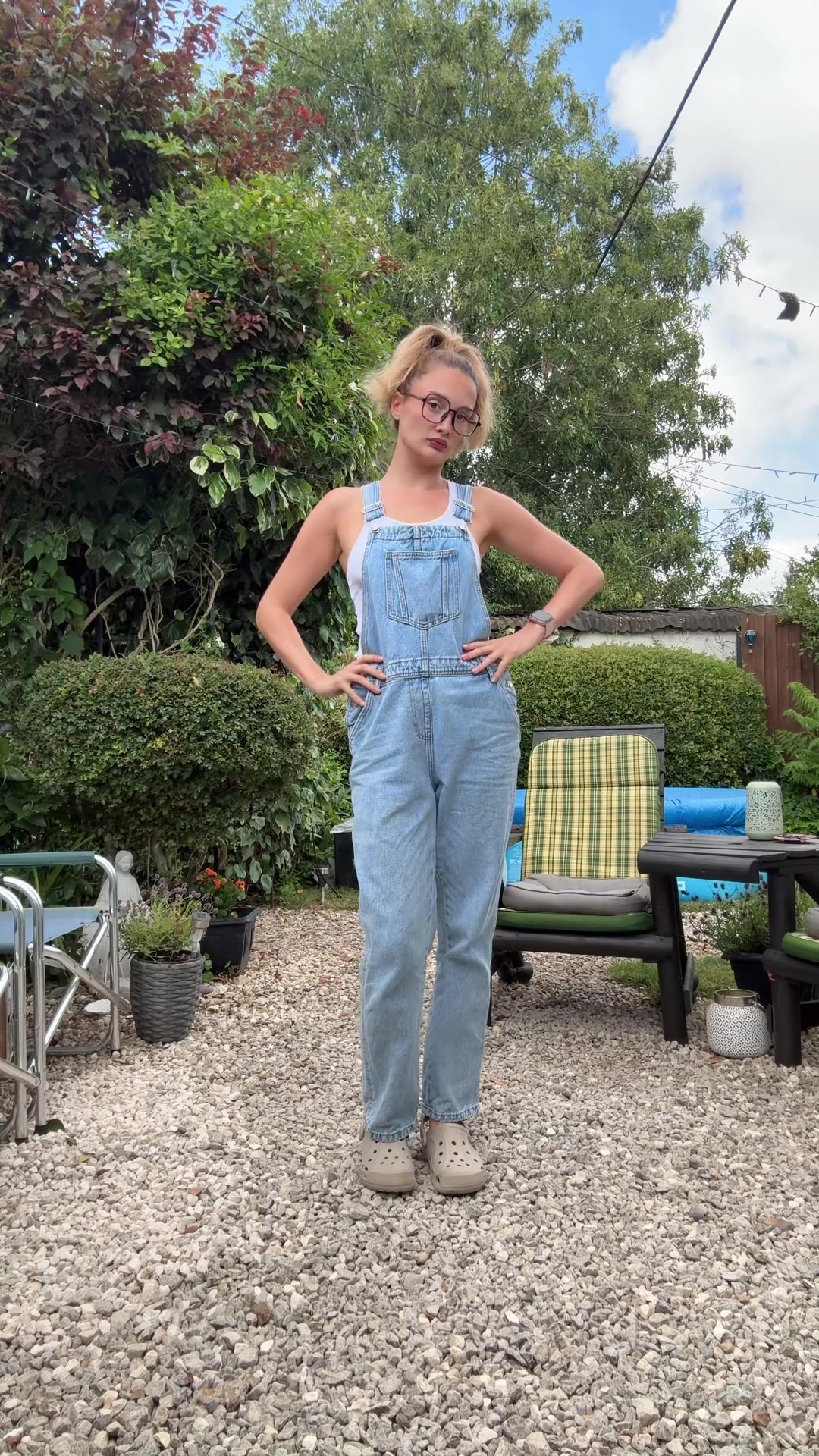 @mollsturton