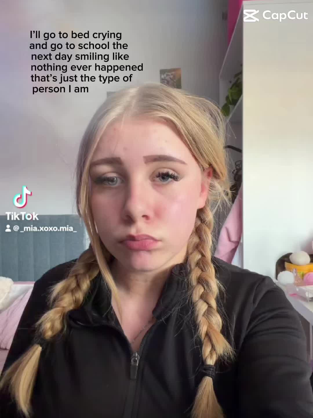 @ℳ𝒾𝒶．
