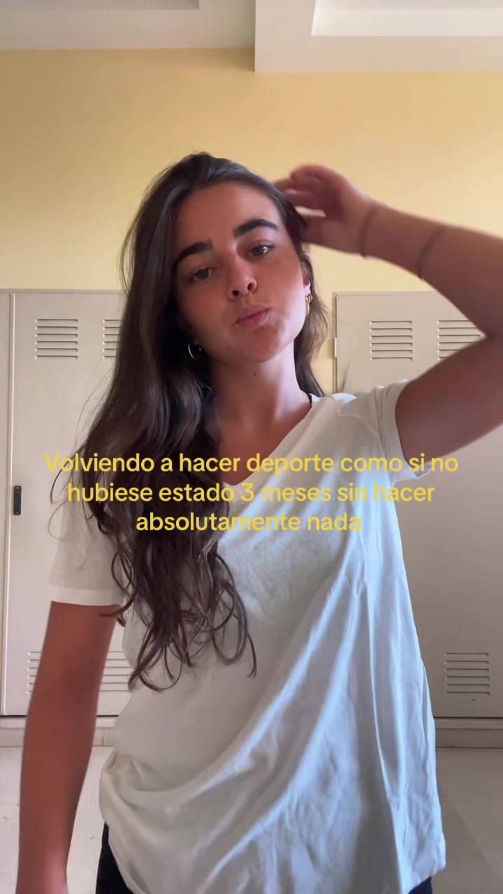@elenaluugo