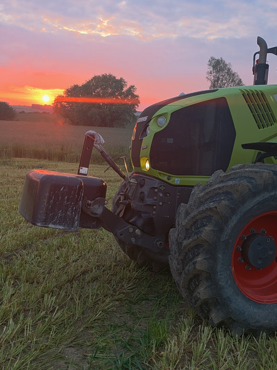 @Marine 🌾🚜
