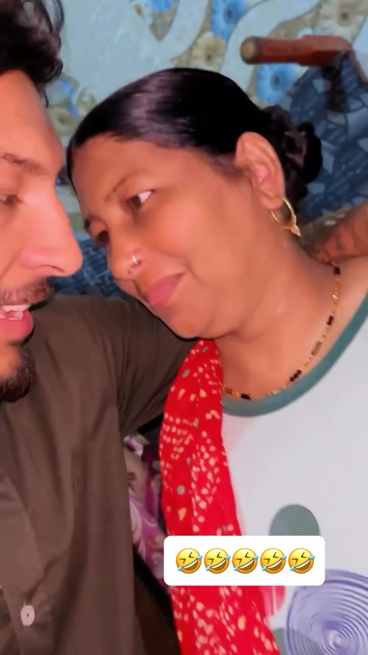 @Yeh Kali Kali ankhe 👀