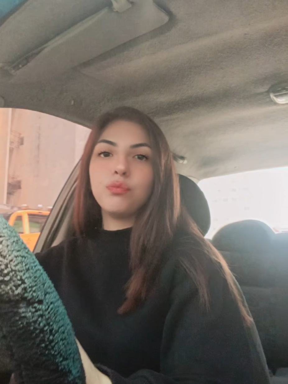 @Génesis K. Jaimes B.