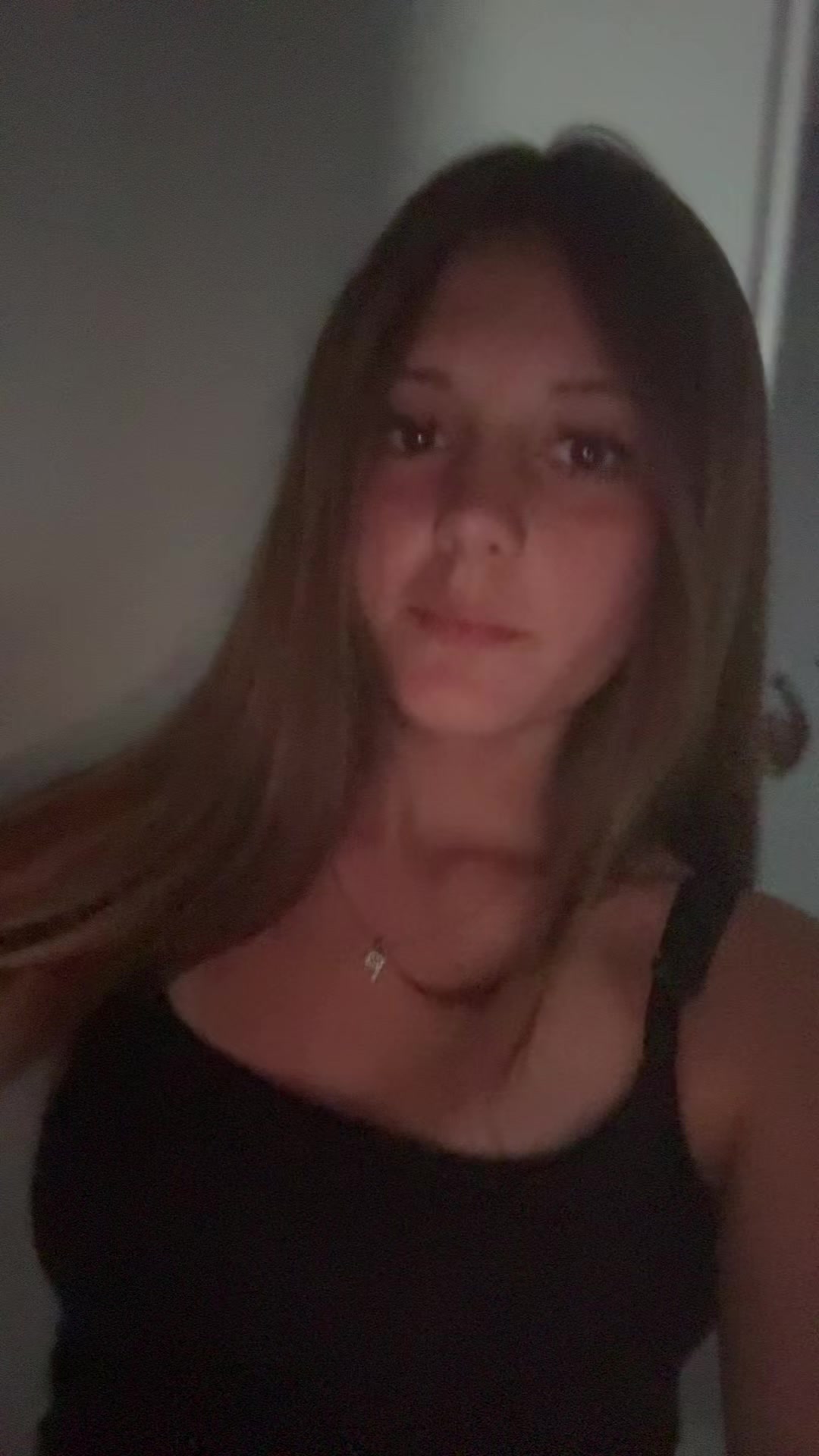 @🦦