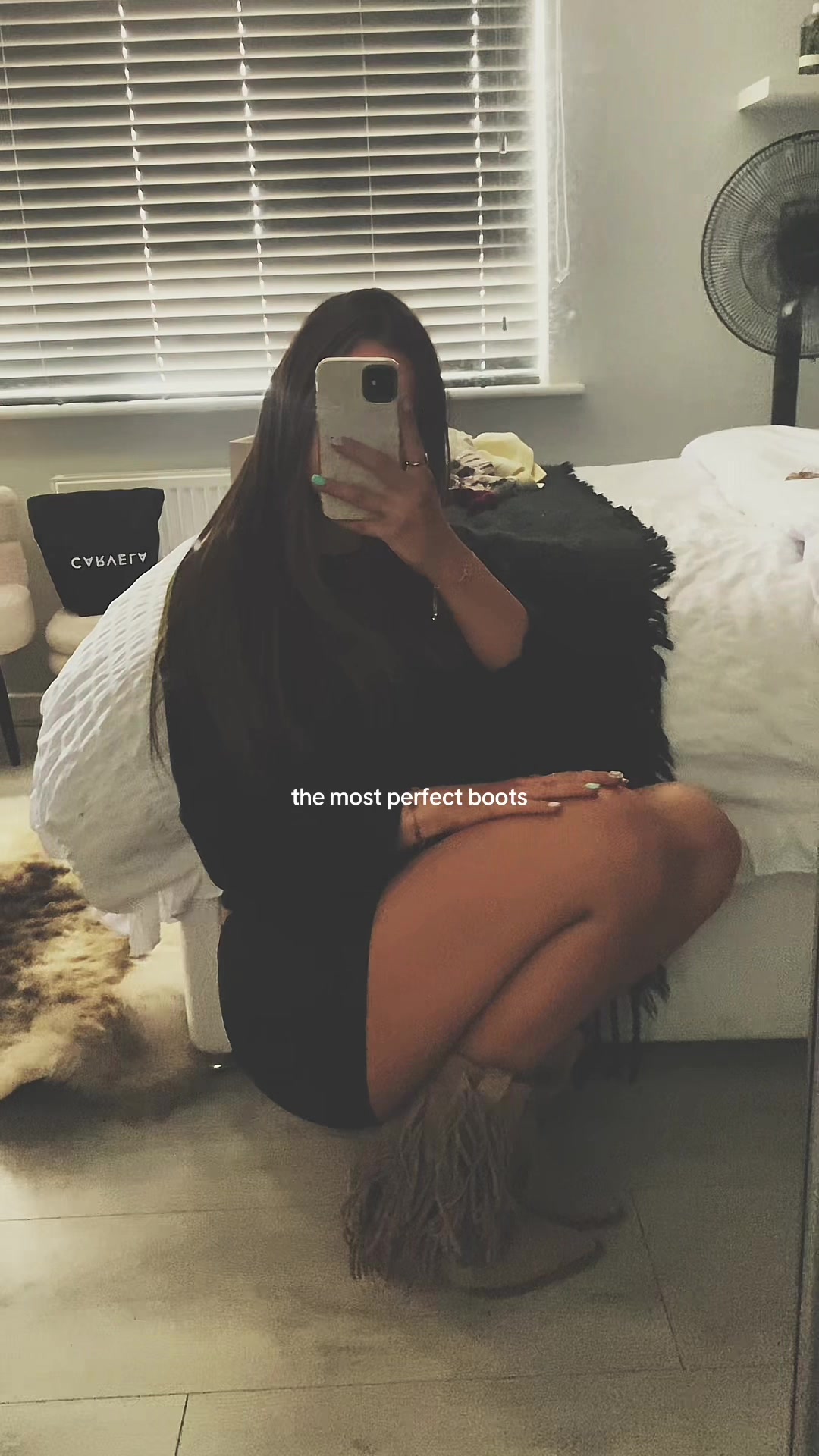 @🦦