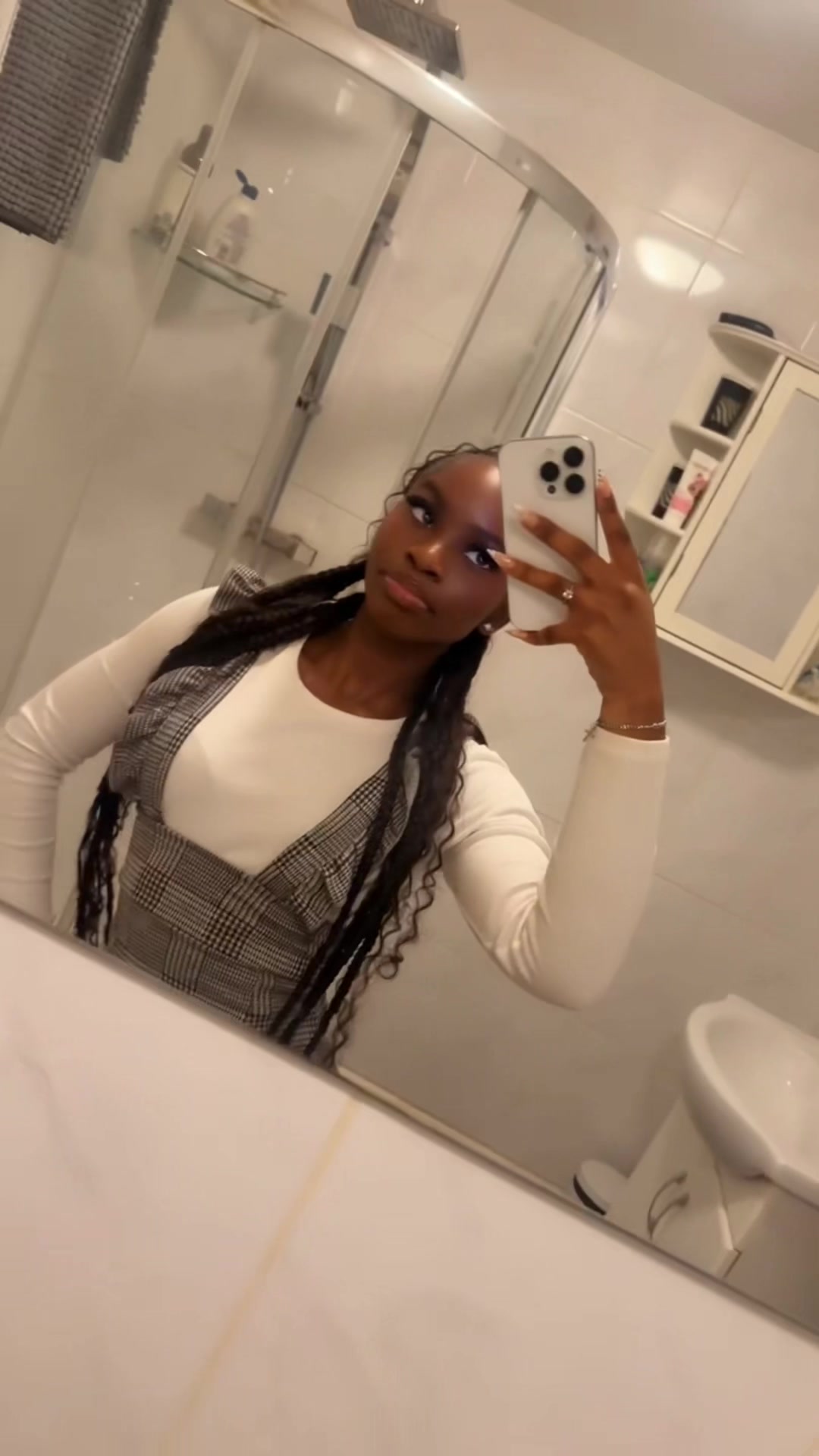 @naomi.
