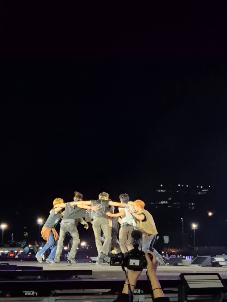 @Luisa vio a bts🌟