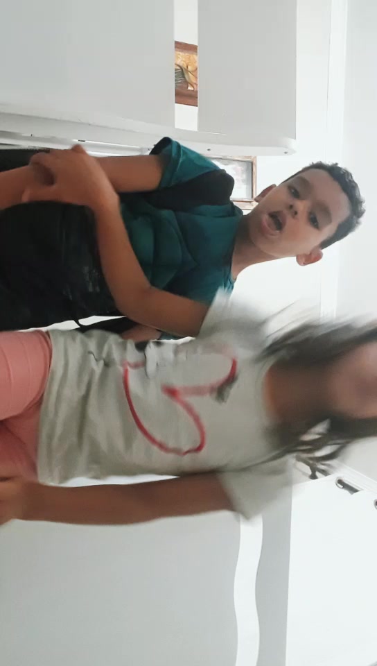 @LuizaeHelena