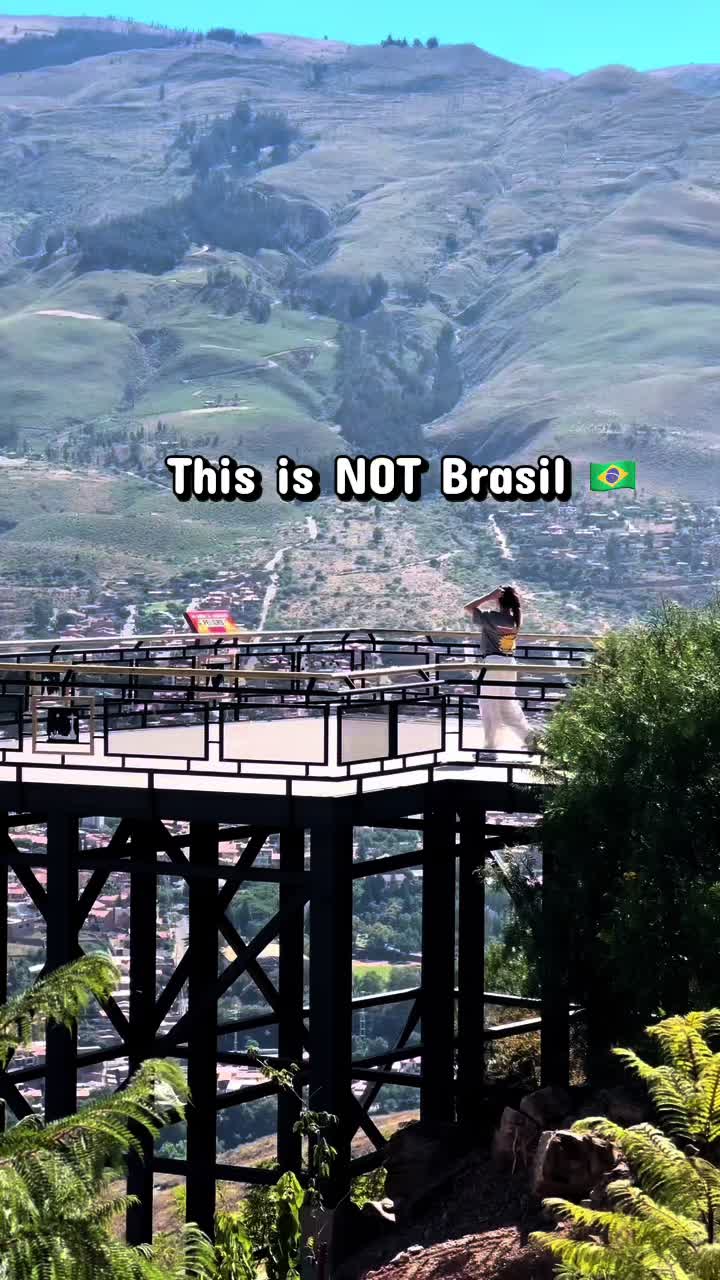 @travelwithsil__