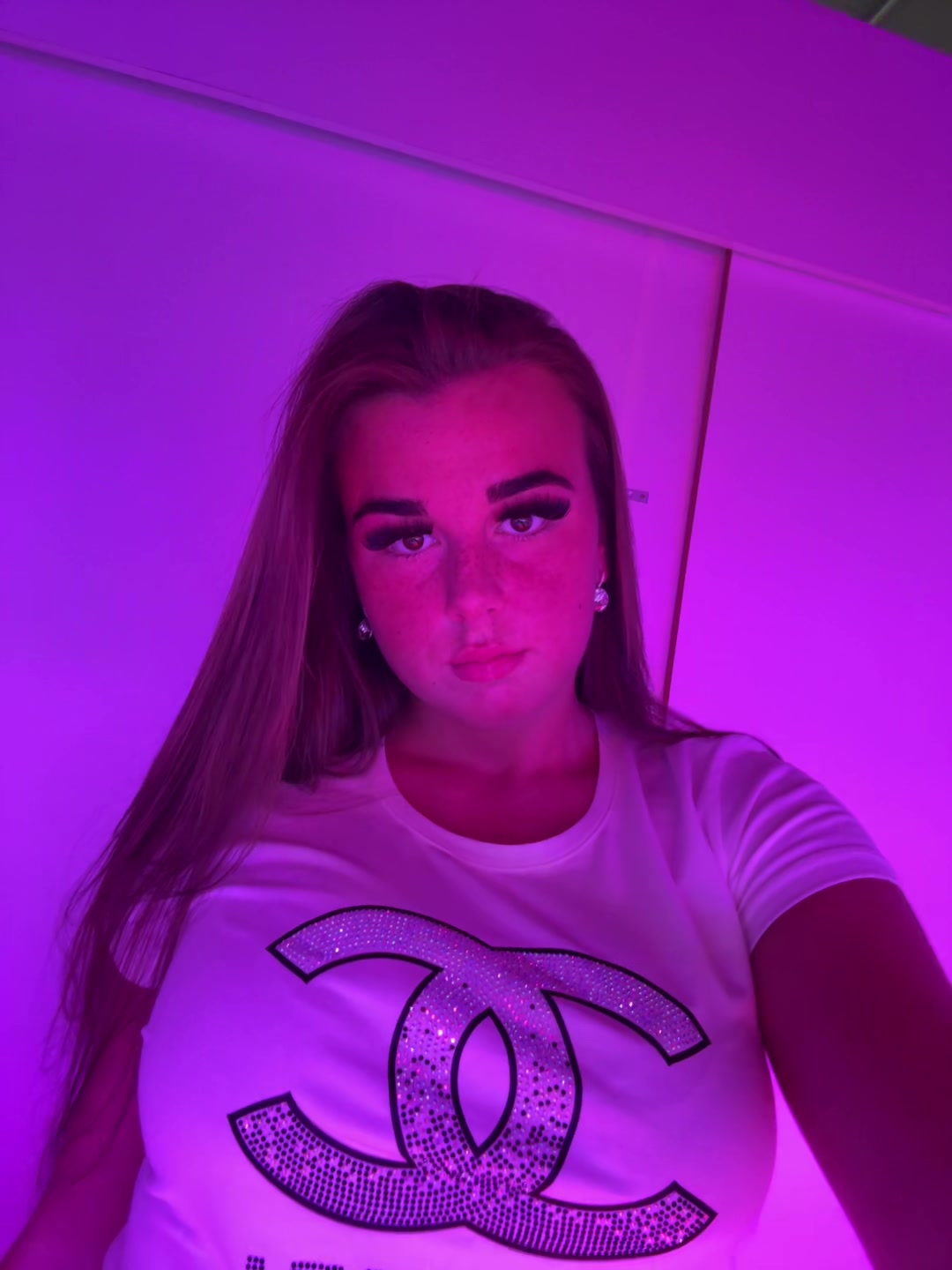 @𝐶𝑖𝑛𝑑𝑦𝑎𝑛𝑛𝑎𝐽𝑜𝑦𝑐𝑒
