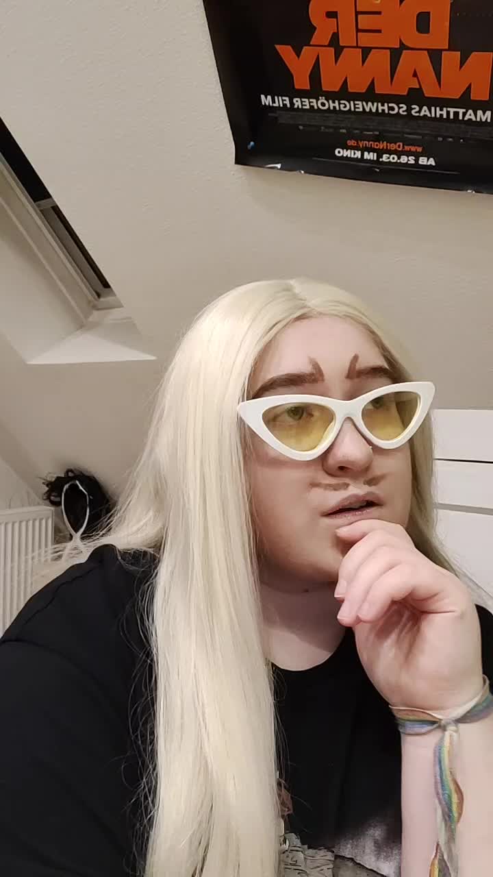 @Erasermic🖤💛✨ (ciphercos666)