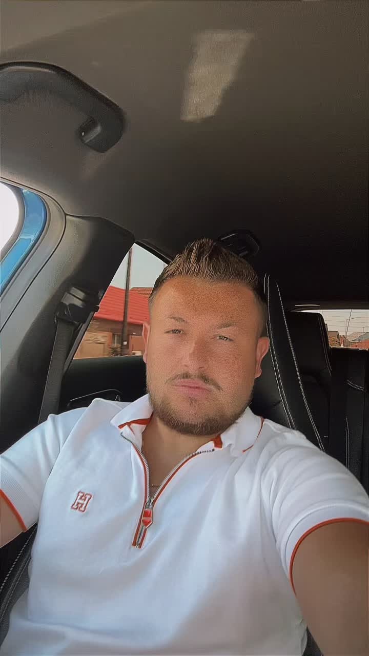 @Clau Tuș