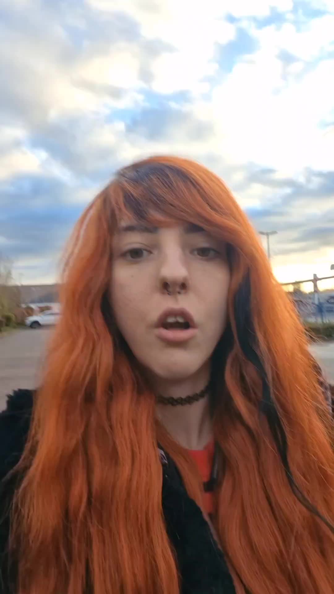 @Kikiphobos🌈✨