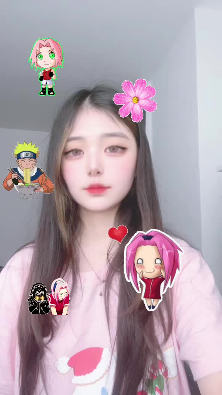 @𝑬 ୨୧