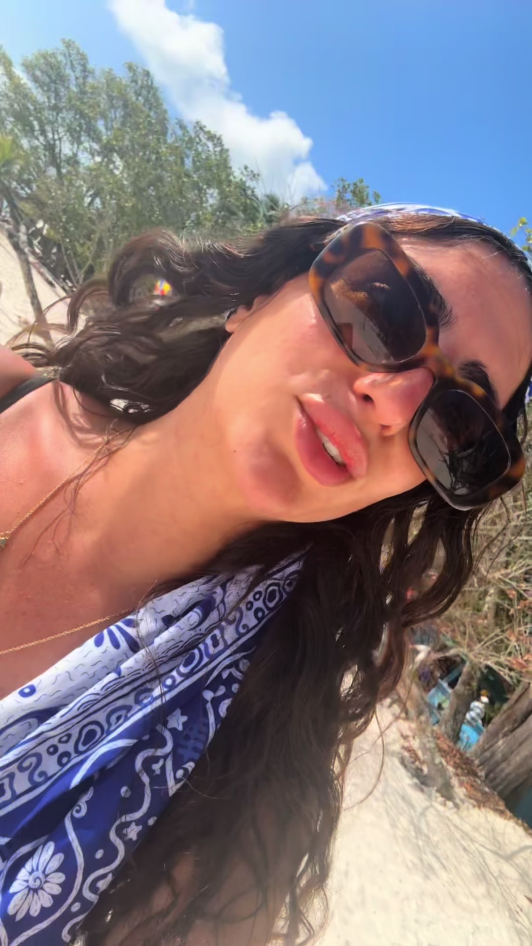 @Zozoliina