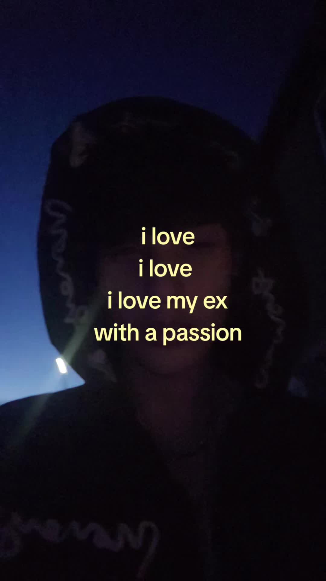 @LB 🖤◼️