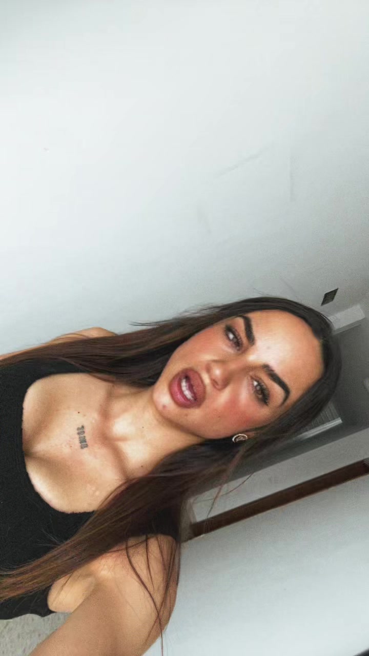 @useeer86798