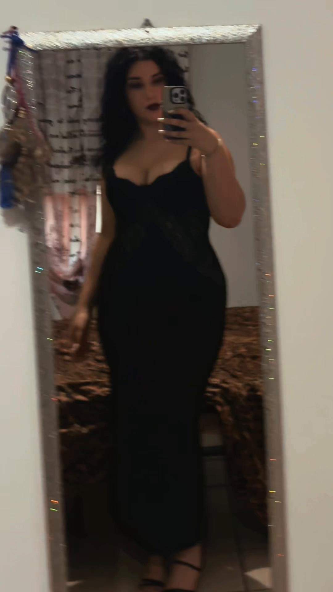 @Angela🇦🇱