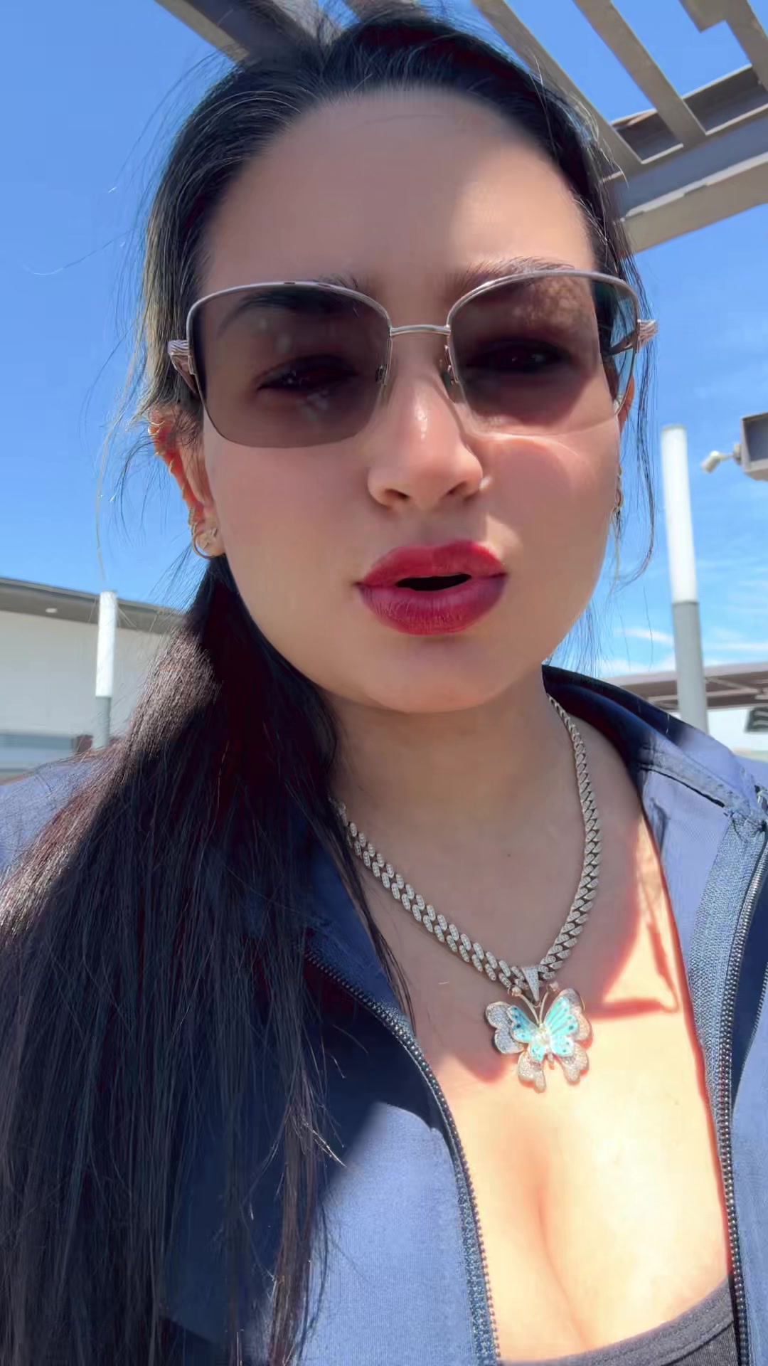 @Mayra Guzman