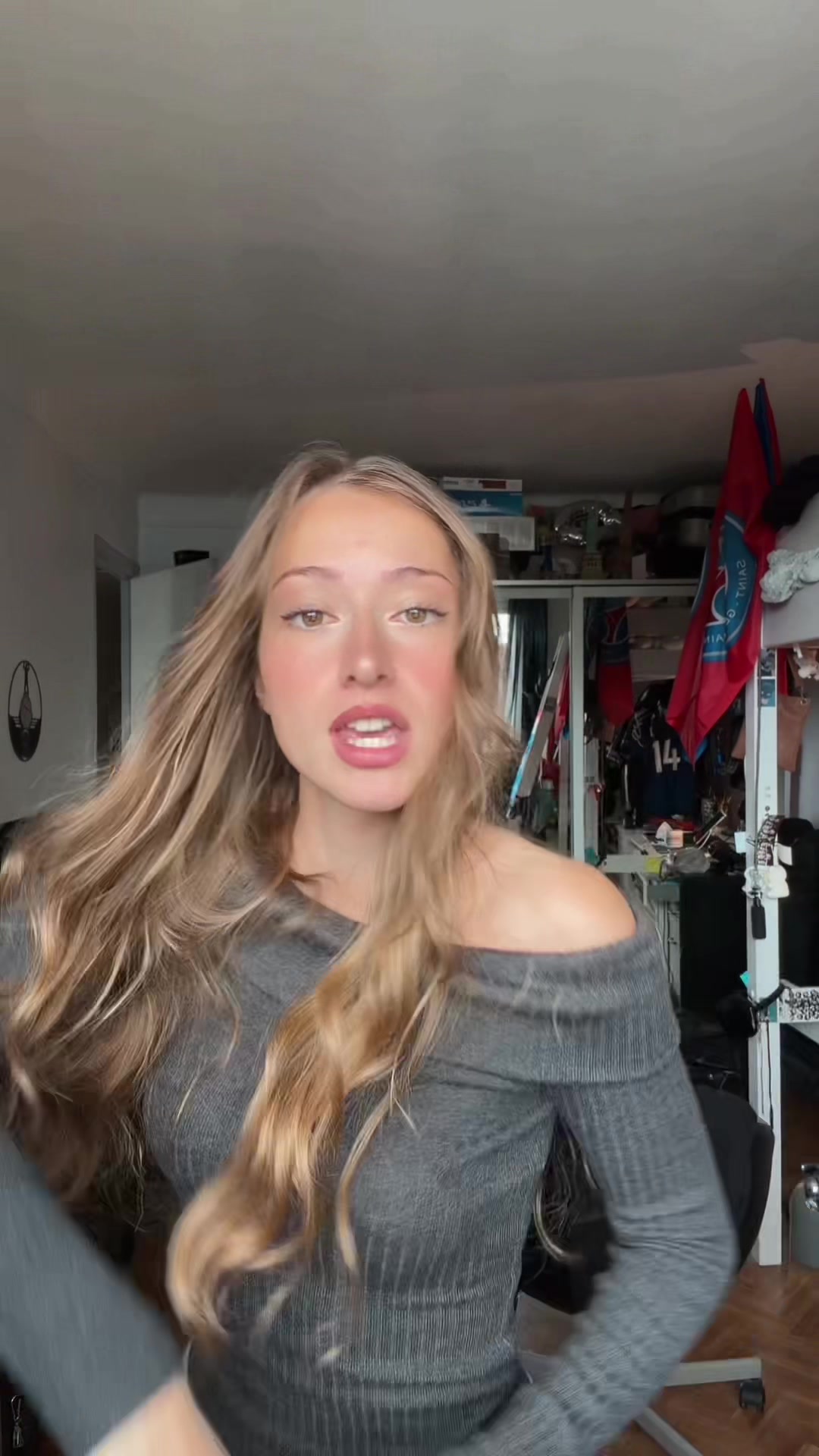 @𝐓 𝐇 𝐀 𝐈 𝐒